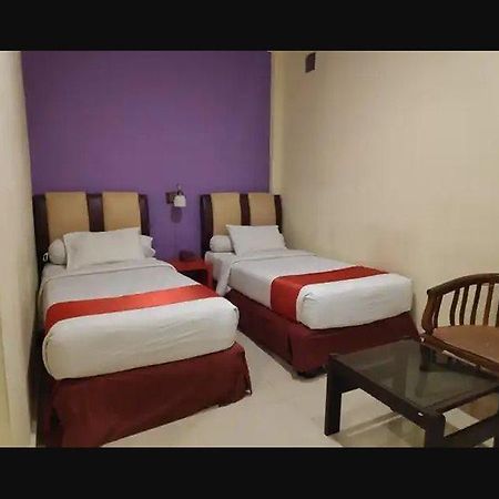 Pundi Rejeki Hotel Jambi Exterior photo